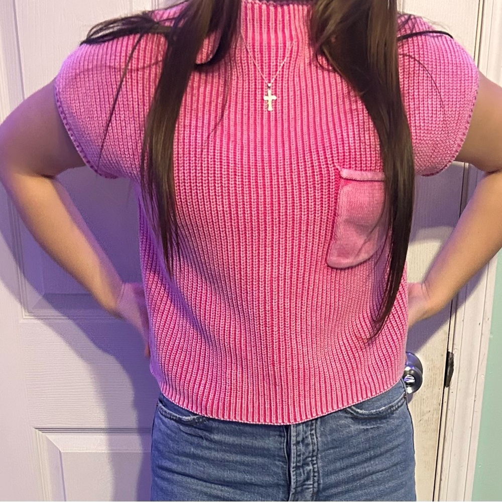 Women's pink short sleeve mock neck Sweater Sm/Med or Lg/XL NWT